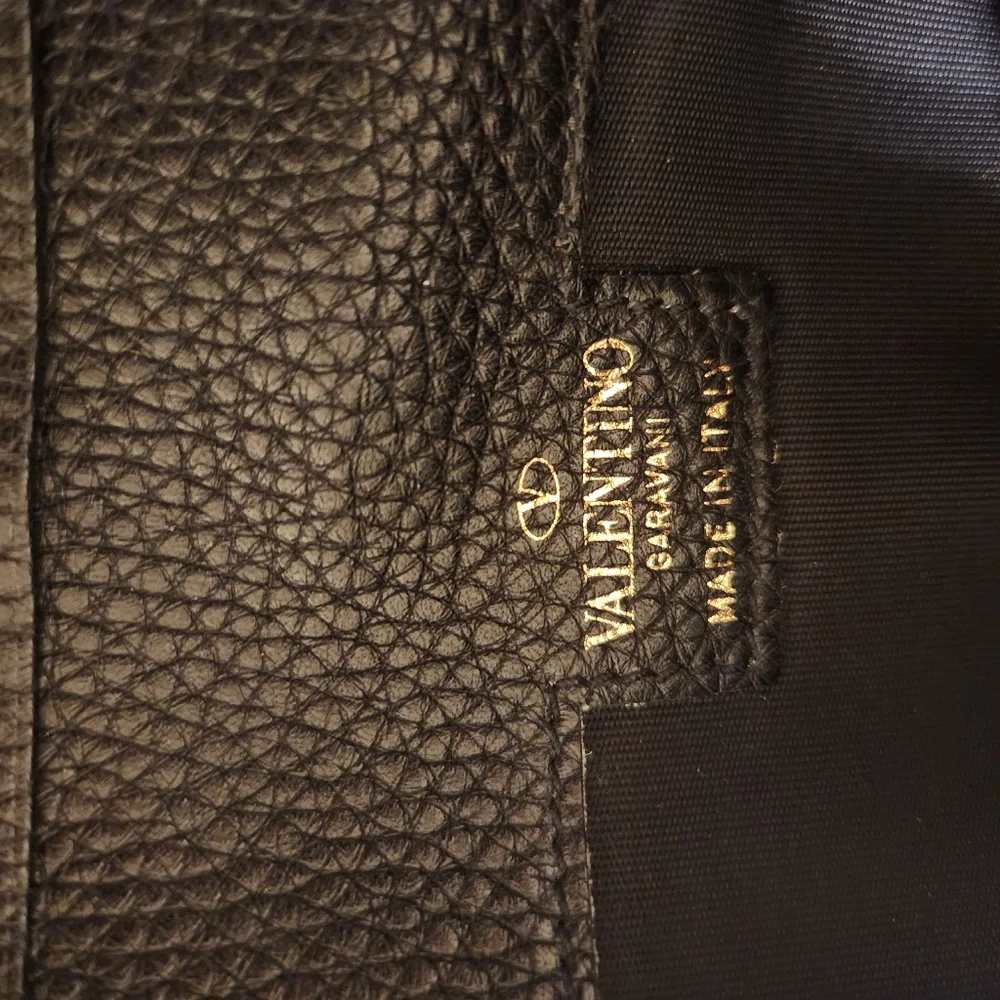 Wallet - Picture 3 of 15